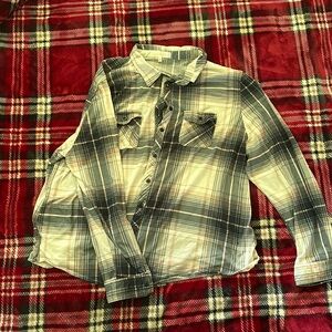 Eden & Olivia Plaid Button Down Shirt